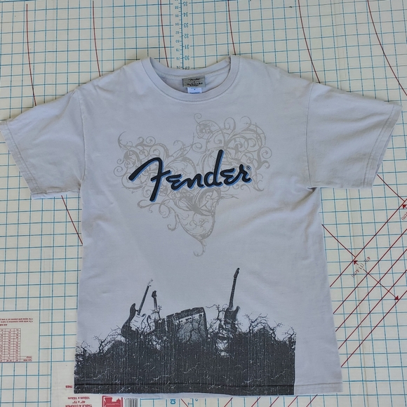Fender T-shirt Men's Medium Grey Guitar Music - Picture 2 of 7
